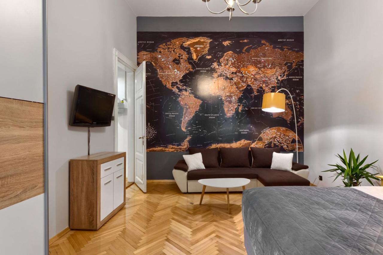 Comfortable Apartments In The Old Town Of Krakow Exterior photo